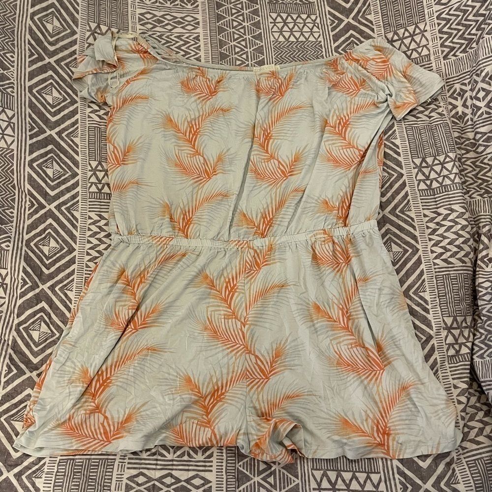 Plus size forever 21 Tropical Romper